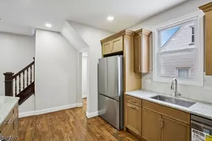 99 Lincoln St, Montclair, NJ 07042 - Photo 14