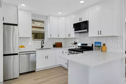 256 Ellery Ave, Newark, NJ 07106 - Photo 10