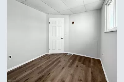 201 Cedar Aly, Phillipsburg, NJ 08865 - Photo 12