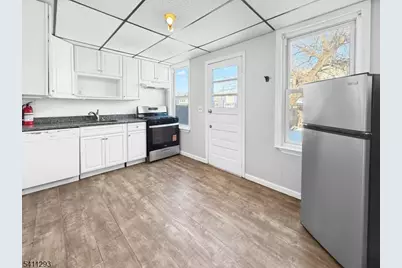 201 Cedar Aly, Phillipsburg, NJ 08865 - Photo 4