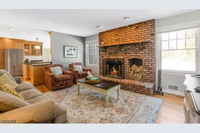 305 Raymond Ct, Bridgewater Twp., NJ 08807 - Photo 12