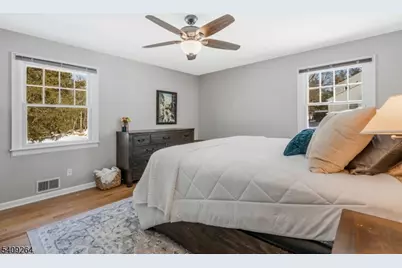 305 Raymond Ct, Bridgewater Twp., NJ 08807 - Photo 22