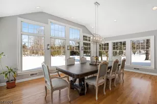 305 Raymond Ct, Bridgewater Twp., NJ 08807 - Photo 10