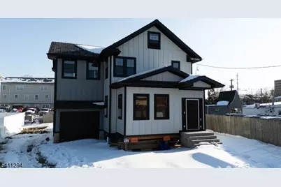 1123 Thompson Ave, Roselle, NJ 07203 - Photo 2