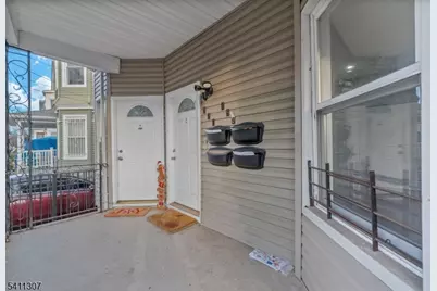 467-469 Summer Ave #2, Newark, NJ 07104 - Photo 2