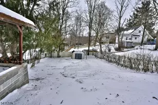 18 Governor Haines St, Hamburg, NJ 07419 - Photo 30