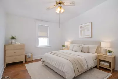 215 Victory St, Roselle, NJ 07203 - Photo 24