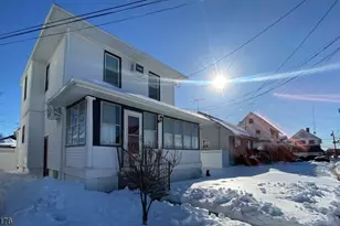 215 Victory St, Roselle, NJ 07203 - Photo 1