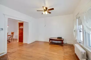 215 Victory St, Roselle, NJ 07203 - Photo 4