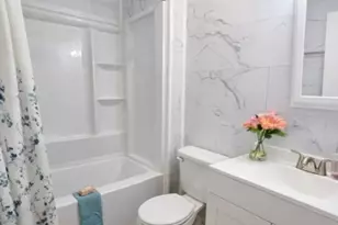 42 Crestview Ln, Mount Arlington, NJ 07856 - Photo 8