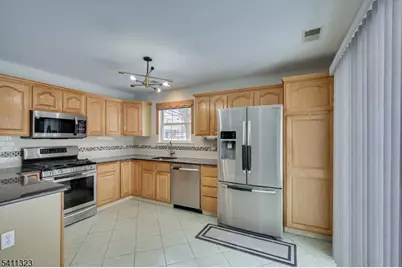 401 Pheasant Run, South Brunswick Township, NJ 08852 - Photo 14