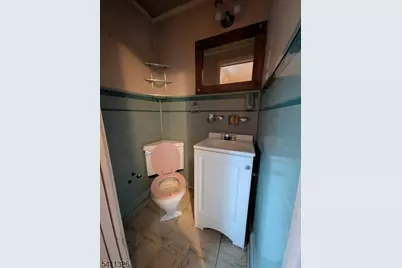 18 White Birch Ter, Caldwell, NJ 07006 - Photo 12