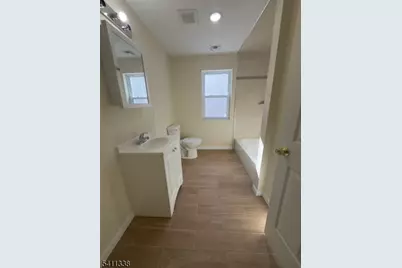 487 S 18th St 2nd Fl #2, Newark, NJ 07103 - Photo 6