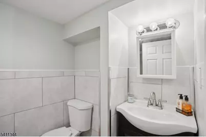 875 Salem Rd, Union Township, NJ 07083 - Photo 34