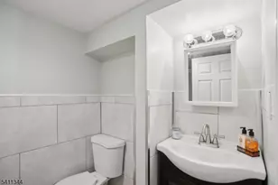 875 Salem Rd, Union Township, NJ 07083 - Photo 34