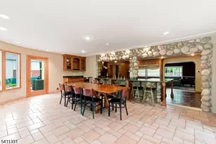 328 Hillside Ave, Livingston, NJ 07039 - Photo 4
