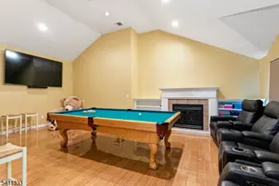 328 Hillside Ave, Livingston, NJ 07039 - Photo 16