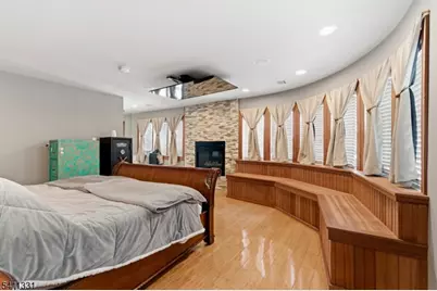 328 Hillside Ave, Livingston, NJ 07039 - Photo 22