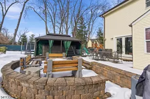 328 Hillside Ave, Livingston, NJ 07039 - Photo 46