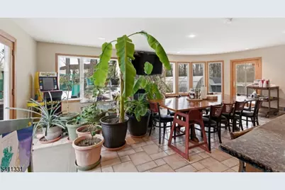 328 Hillside Ave, Livingston, NJ 07039 - Photo 12