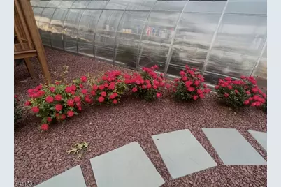 328 Hillside Ave, Livingston, NJ 07039 - Photo 40