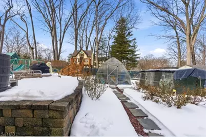 328 Hillside Ave, Livingston, NJ 07039 - Photo 40