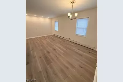 1004 Sheridan Ave, Roselle, NJ 07203 - Photo 4