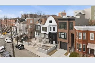 221 Clerk St, Jersey City, NJ 07305 - Photo 24