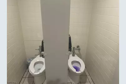 260 South Washington Avenue, Bergenfield, NJ 07621 - Photo 18