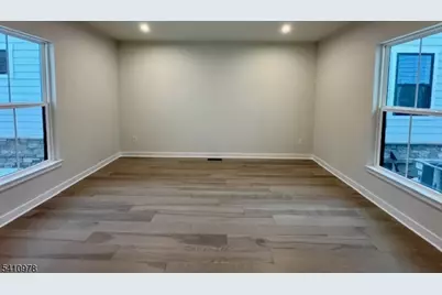 61 Willow Ln, Parsippany, NJ 07054 - Photo 8