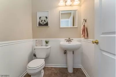 13 Spruce Ter, Mount Arlington, NJ 07856 - Photo 14