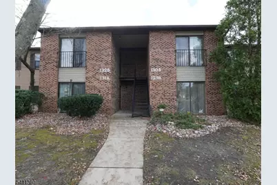 130B Birchfield Ct #B, Mount Laurel, NJ 08054 - Photo 2