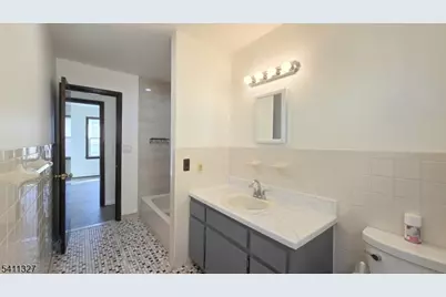 388 Garibaldi Ave, Lodi, NJ 07644 - Photo 10