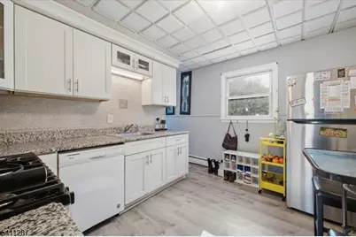 50 Livingston Ave, New Providence, NJ 07974 - Photo 8