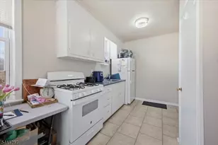 50 Livingston Ave, New Providence, NJ 07974 - Photo 18