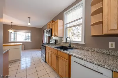 189 Washington St #1, Bloomfield, NJ 07003 - Photo 12