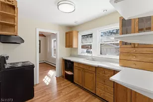 34 Isabelle Ave, Hopatcong, NJ 07821 - Photo 20