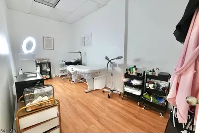 219 Dayton Ave, Clifton, NJ 07011 - Photo 12