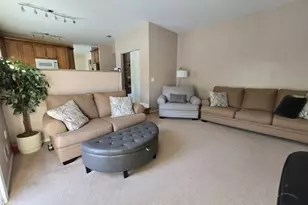 4 Castle Ct, Franklin Township, NJ 08873 - Photo 10