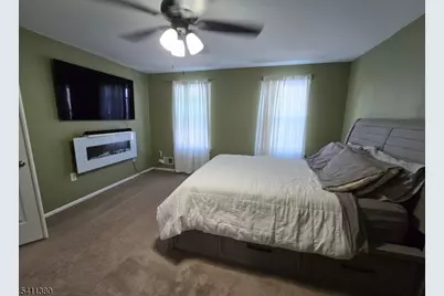 4 Castle Ct, Franklin Township, NJ 08873 - Photo 24