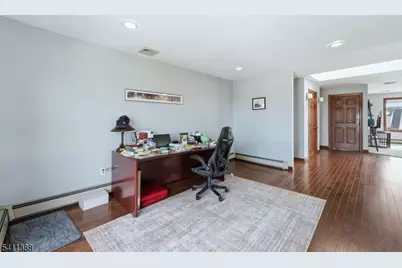 243 Newark Ave, Lyndhurst Township, NJ 07071 - Photo 16