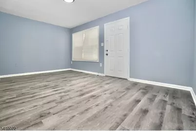 51 Demarest St, Newark, NJ 07112 - Photo 4