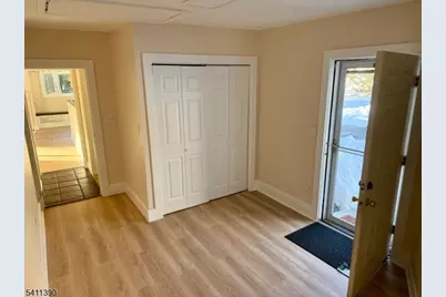 5 Glen Ter, Montville Township, NJ 07045 - Photo 2