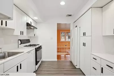 14 Mellon Ave, West Orange Township, NJ 07052 - Photo 12