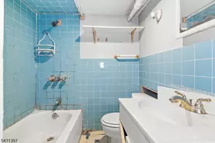 44 N 10th St, Newark, NJ 07107 - Photo 32