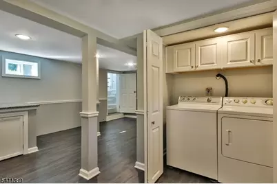 27 Montville Ave, Montville Township, NJ 07045 - Photo 14