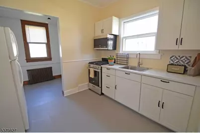 99 N Middaugh St #1, Somerville, NJ 08876 - Photo 8