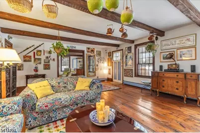 18 Wyckoff Pl, Franklin Township, NJ 08823 - Photo 8