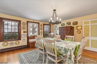 18 Wyckoff Pl, Franklin Township, NJ 08823 - Photo 12