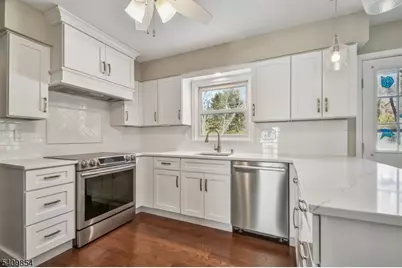 64 Old Coach Rd, Bernards Township, NJ 07920 - Photo 10